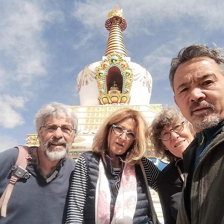 Rock Castle Residency Hotel Leh Bagian luar foto