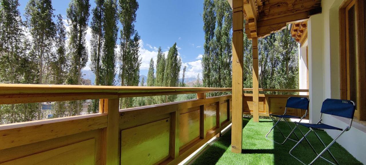 Rock Castle Residency Hotel Leh Bagian luar foto