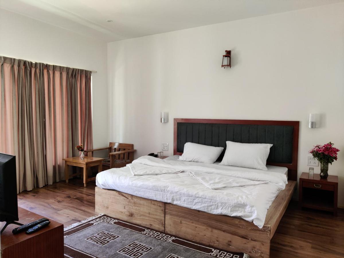 Rock Castle Residency Hotel Leh Bagian luar foto