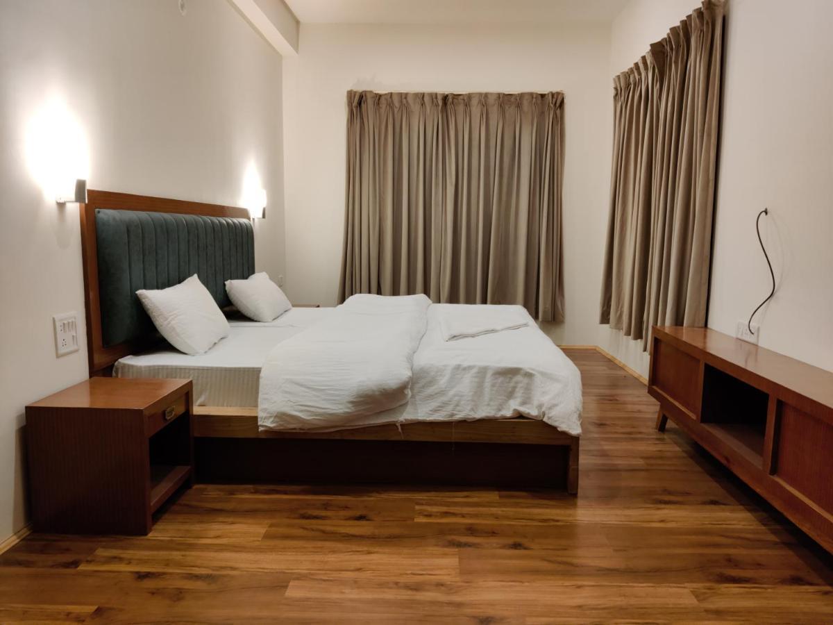 Rock Castle Residency Hotel Leh Bagian luar foto
