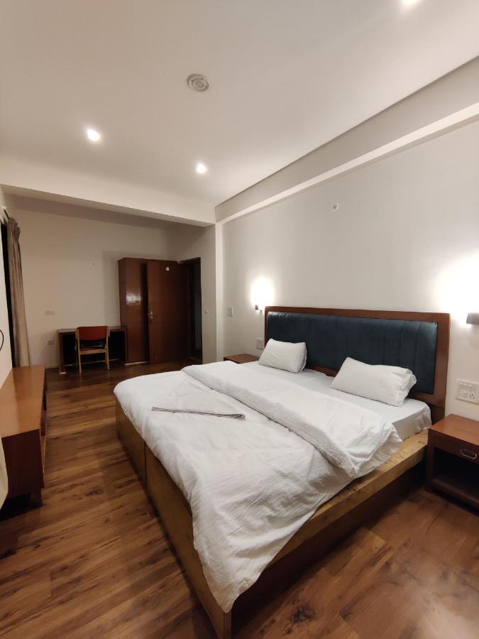 Rock Castle Residency Hotel Leh Bagian luar foto