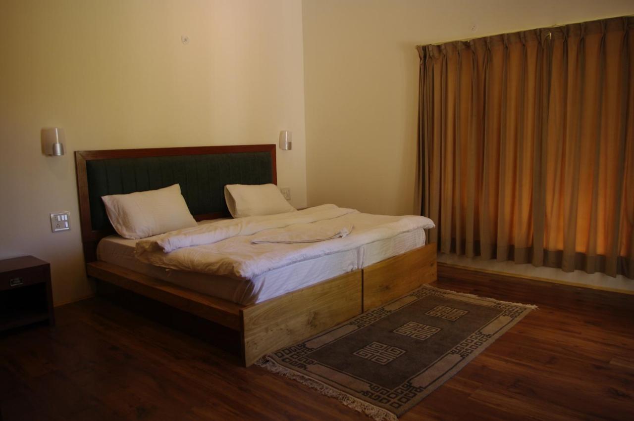 Rock Castle Residency Hotel Leh Bagian luar foto