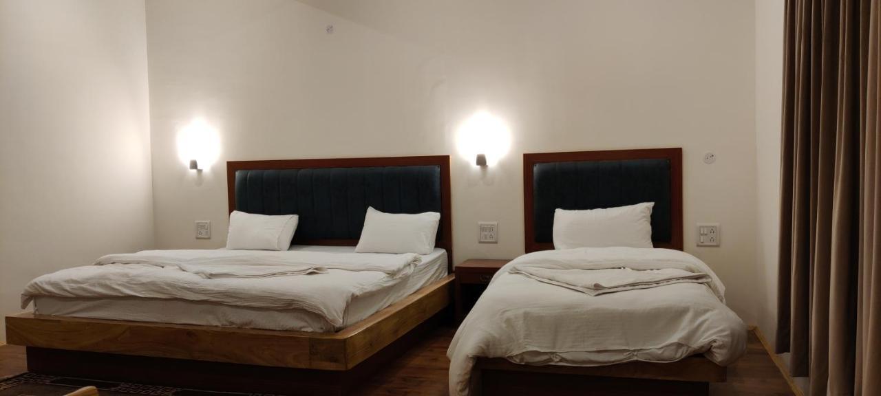 Rock Castle Residency Hotel Leh Bagian luar foto