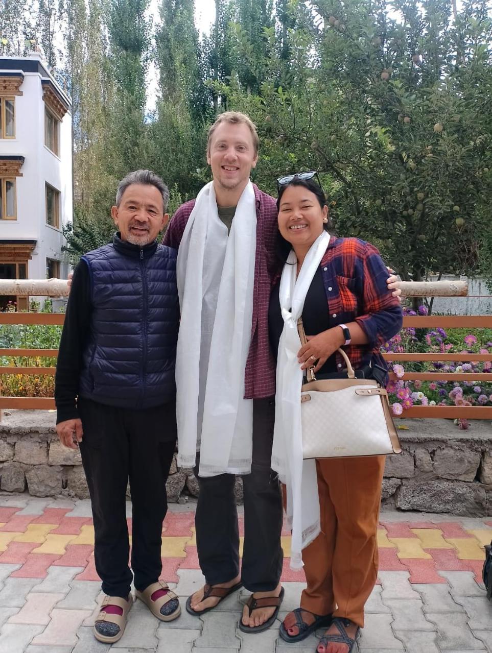 Rock Castle Residency Hotel Leh Bagian luar foto